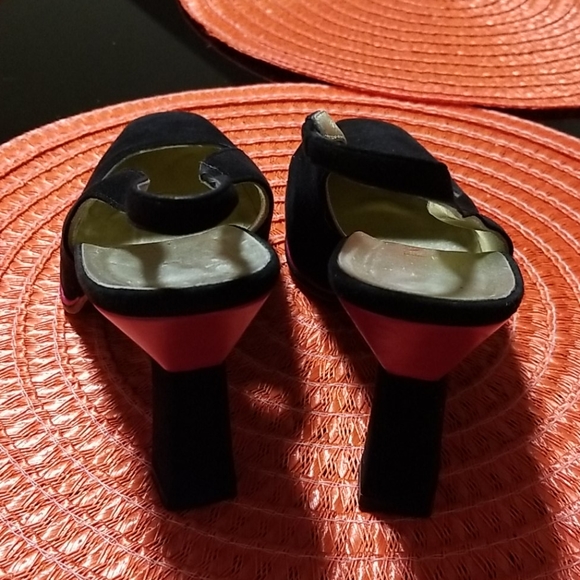 Shoes - Picture 2 of 3